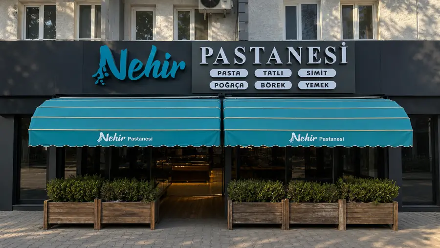 Nehir Pastanesi Bursa turkuaz tente, kutu harf cephe tabelası ve ayaklı bahçe tabelası